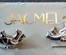 10k gold earrings