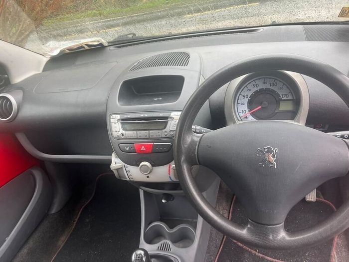 Peugeot 107 2006
