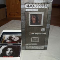 The Life and Crimes of Alice Cooper.4 CD's.N.Mint.Collectors box set