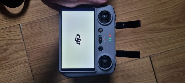 DJI Mini 4 Pro Fly More Combo (DJI RC 2)  Like New