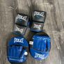 Everlast Punch Bag Boxing Set | Bag, Gloves & Focus Pads Image 2