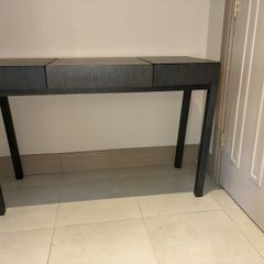 Contemporary lift top desk