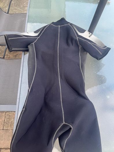Semi dry diving wetsuit