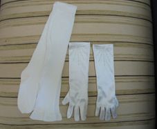 Communion gloves
