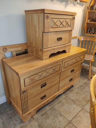 Bedside mirrored dresser & locker
