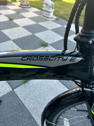 Carrera x city e bike + accessories