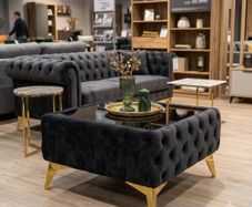 Chesterfield coffee table with glass 63x63x45cm