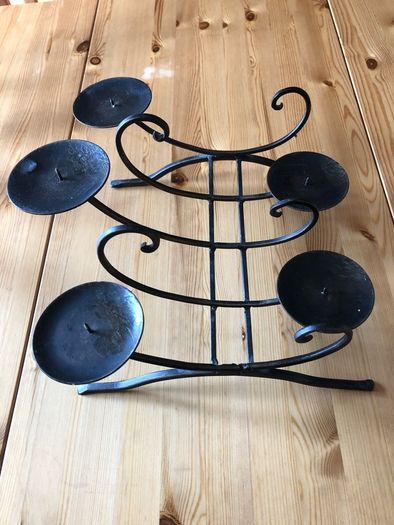 Metal 5 candle holder