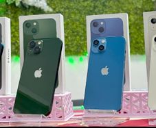 iPhone 13