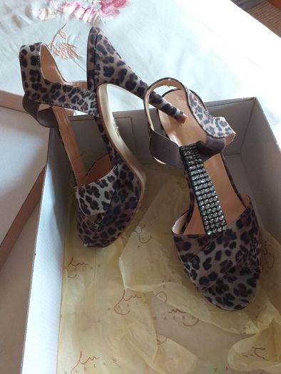 Marian Sandals Uk3/36