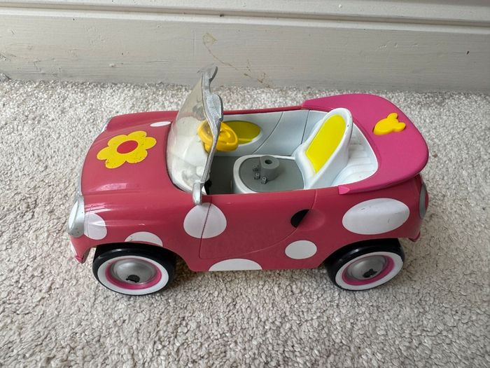 Minnie Mouse Pink Car Used Please see pictures