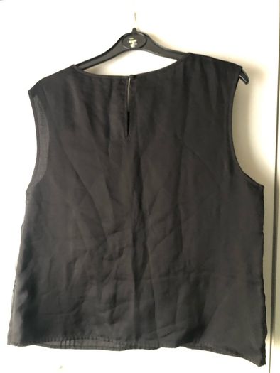 Ladies stunning top size 14