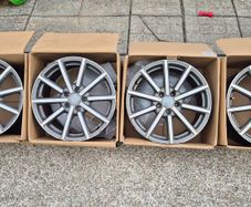 Genuine 18" Audi A3 / S3 OEM Alloy Wheels