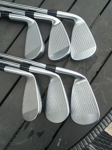 Mizuno jpx 923 hot metal