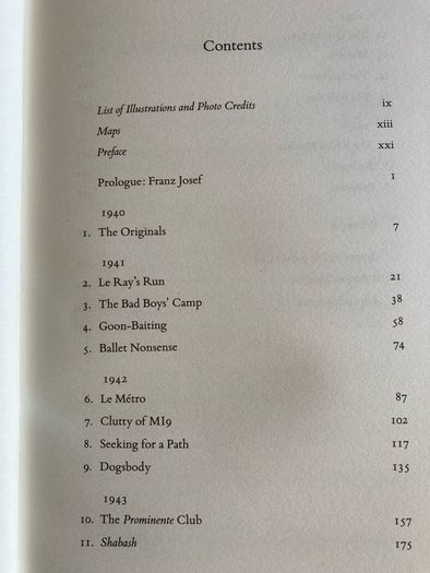 War Book:'Colditz Priosoners Of The Castle'
