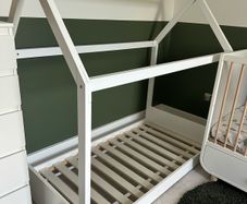 Baby elegance hut toddler floor bed