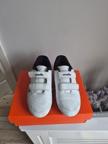 football boots size 12