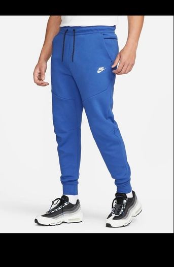 Nike tech fleece