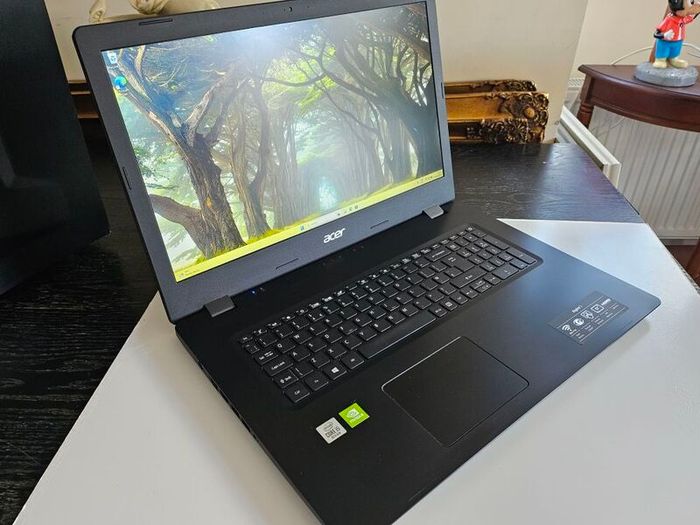 Acer Aspire 3 , Screen 17'