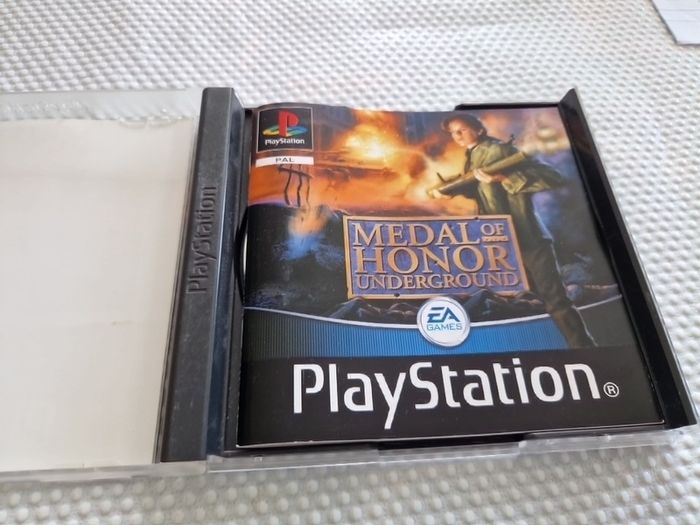 Medal of Honor Underground PlayStation1 Ps1 PlayStation2 Ps2 Games Original