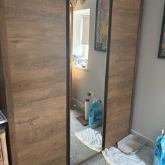 Large 3 Door Mirrored Wardrobe Excellent Storage