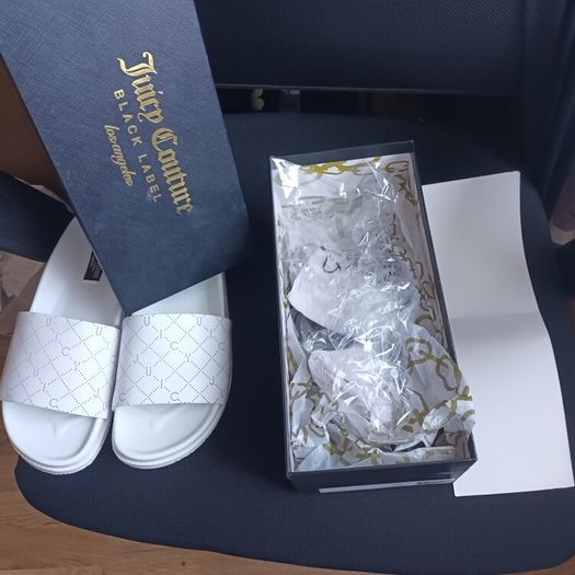 Juicy Couture ladies sliders