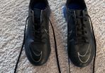 Size 4.5 Nike Mercurial Astro football boots