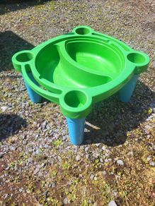 Children's sandbox on legs