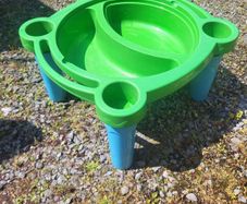 Children's sandbox on legs