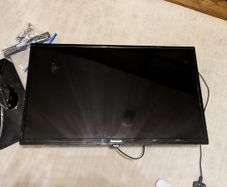 Panasonic TV 32 inch LCD