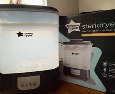 Tommee Tippee Steridryer Electric Steam Steriliser and Dryer for Baby Bottles and Accessories
