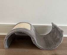 Wave Cat Scratcher