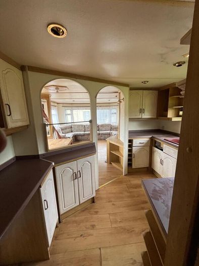 Mobile home free to take away