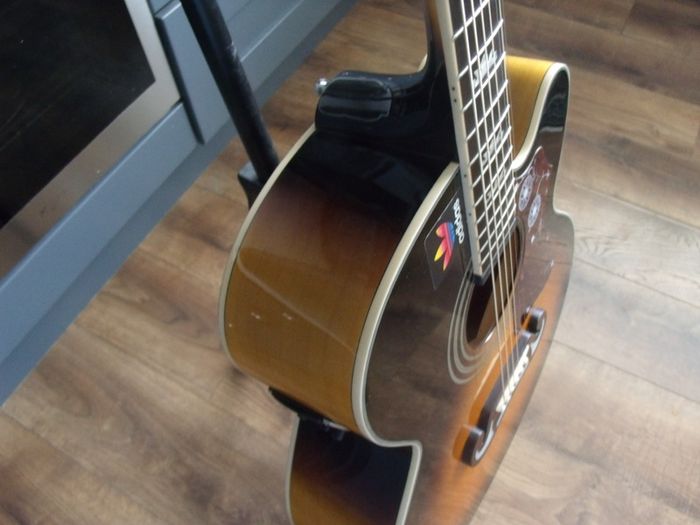 Epiphone EJ-200SCE Acoustic-Electric Guitar - Vintage Sunburst