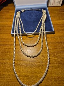 Vintage Faux Pearl Necklace