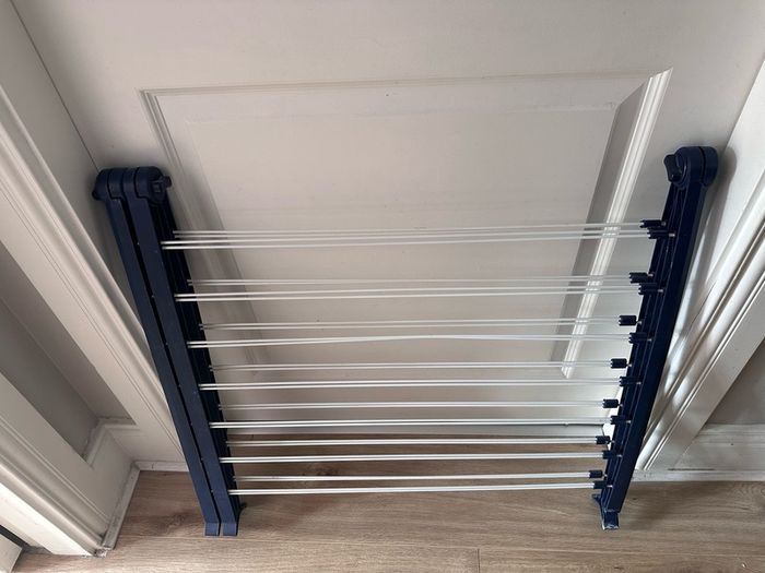 Over the tub drying rack