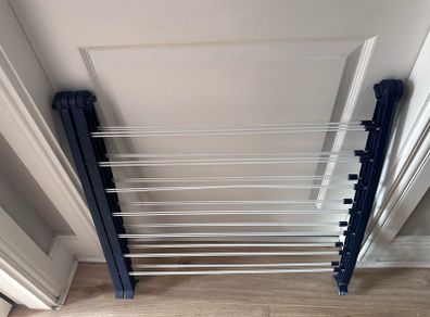 Over the tub drying rack