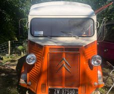 Food truck; Citroen hy wood fired pizza van