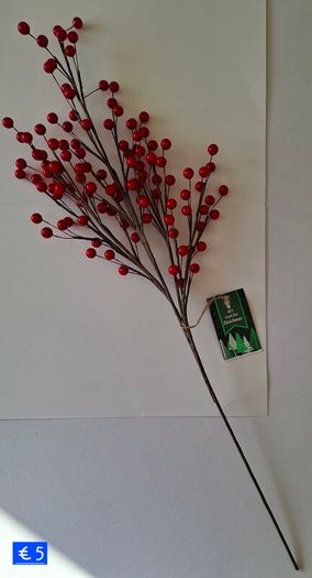 Christmas Red Berry Spray (60cm)