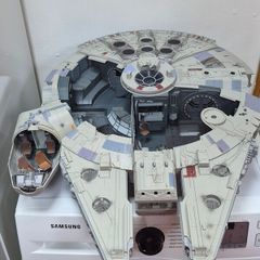 Star Wars Millenium Falcon