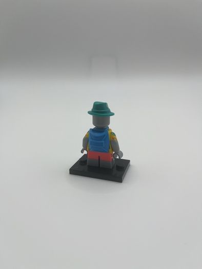 Lego Series 26 Alien Tourist Minifigure 71046