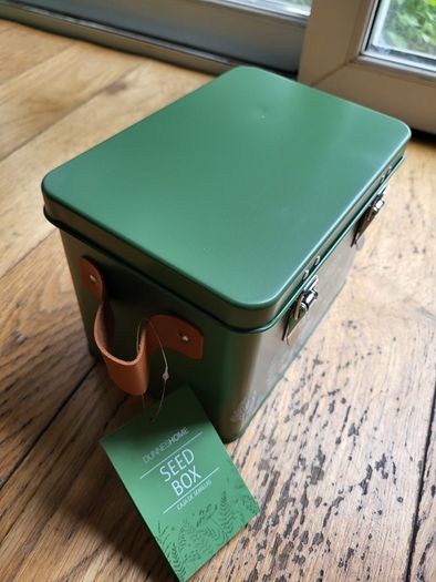 Seeds packets metal box, retro style storage box NEW