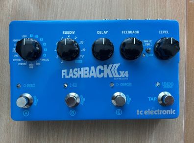 TC Electronic Flashback 2 X4 Delay & Looper
