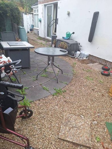 free garden table