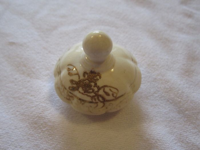 RARE VINTAGE Genuine Samurai china, handpainted