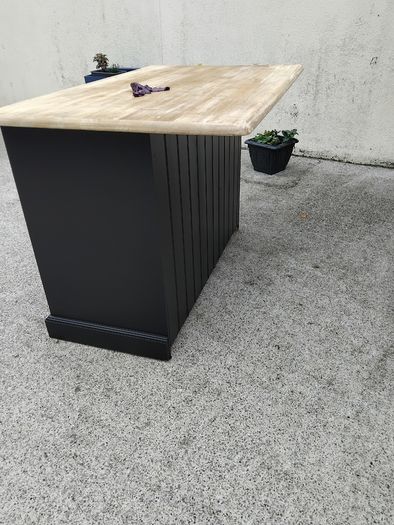 Kitchen island