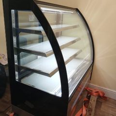 1 x Unifrost Deli Counter