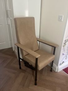 orthopaedic chair