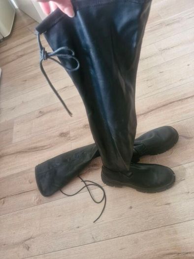 Thigh boots