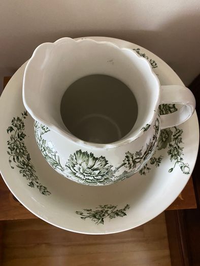 F And Sons Mayfield Jug and Bowl